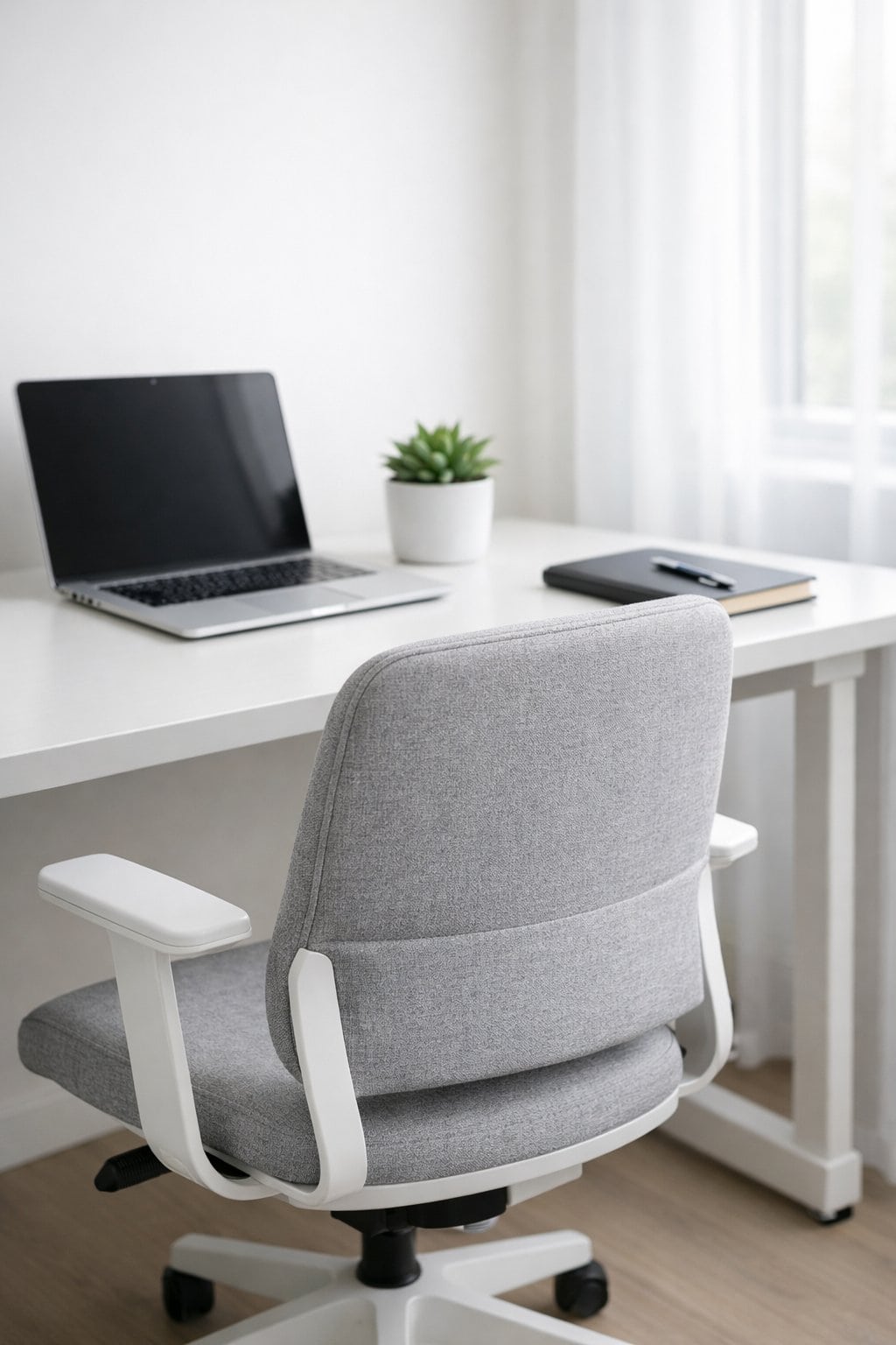 20 Minimalist Workspace Setup Ideas for Productivity